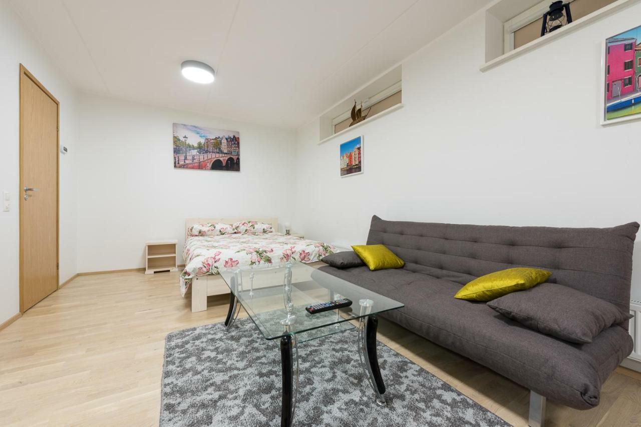 Telliskivi Apartment 16 Tallinn Luaran gambar