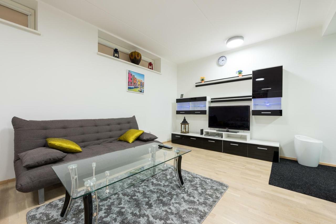 Telliskivi Apartment 16 Tallinn Luaran gambar